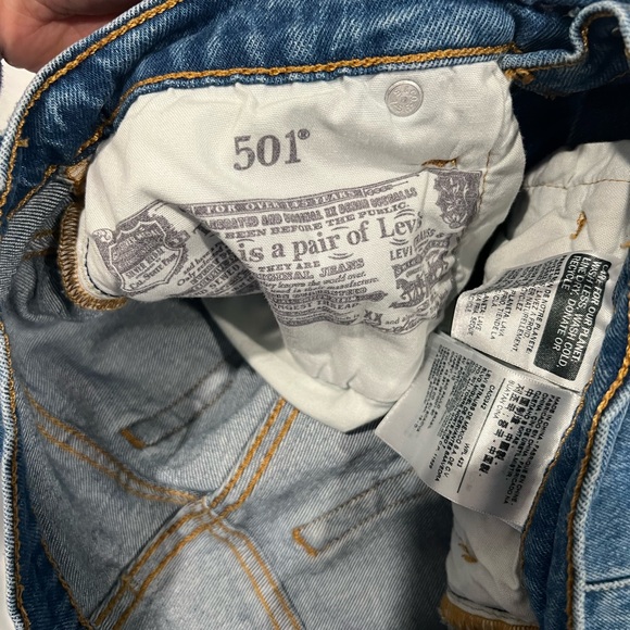Levi’s 501 shorts size 25 - Picture 4 of 6